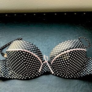 VICTORIA’S SECRET | Polkadot Bra